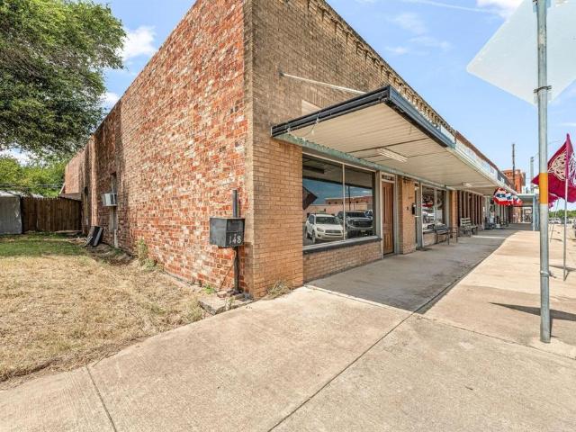 Commercial for sale in De Leon, Comanche County