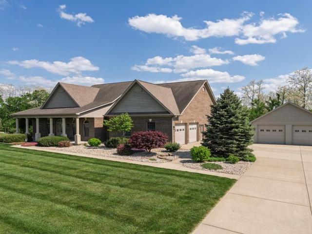 House for sale in Dry Ridge, Kentucky