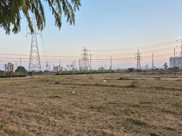 Land for sale in Hariana
