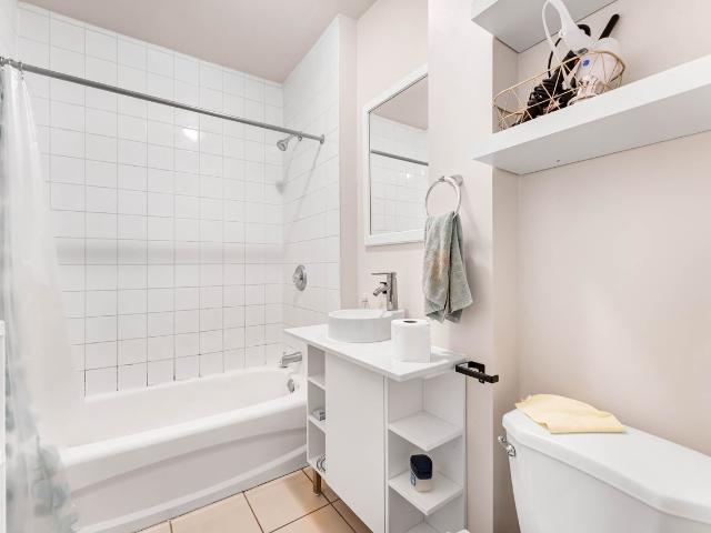 Apartment for rent in Mulhurst Bay, Ontario