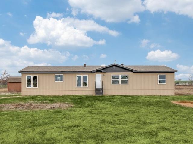 House for sale in Collinsville, Texas