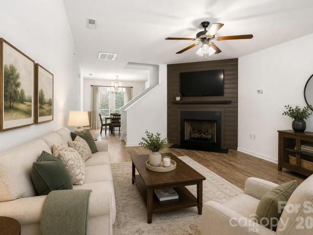Townhouse for sale in Fletcher, North Carolina