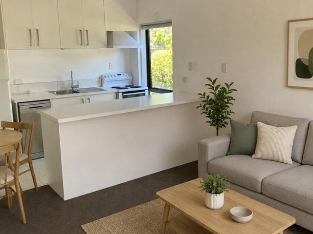 Apartment for rent in Merivale, Canterbury