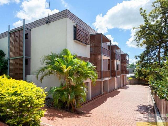 Apartment for rent in Toombul, Queensland