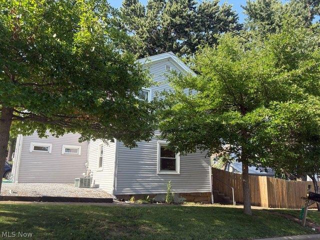 House for sale in Shreve, Ohio