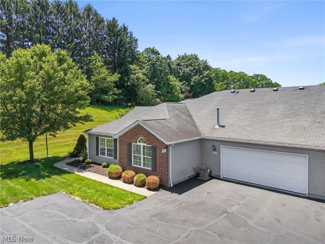 Condo for sale in Hartville, Ohio