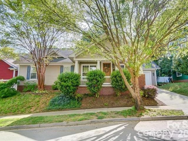 House for sale in Downtown, Huntersville
