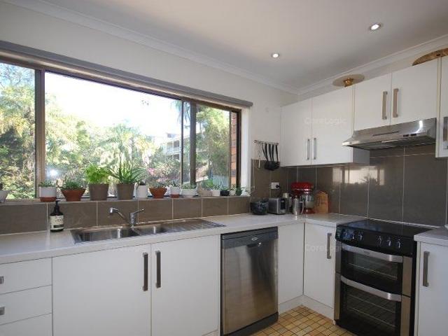 Apartment for rent in Toombul, Queensland