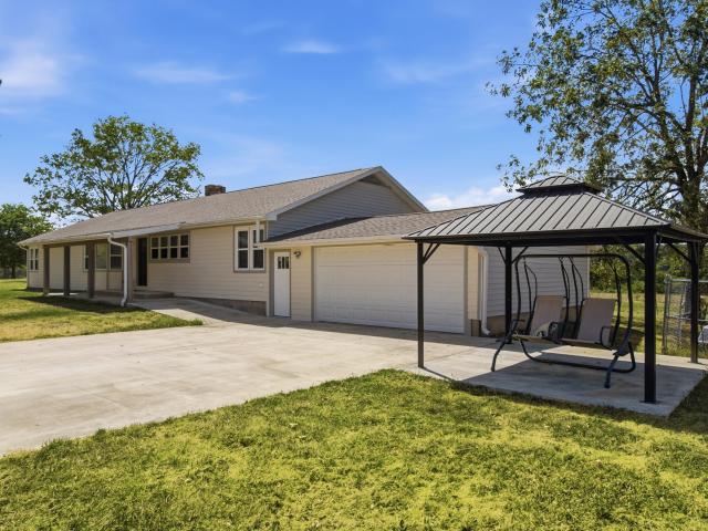 House for sale in Cabool, Texas County