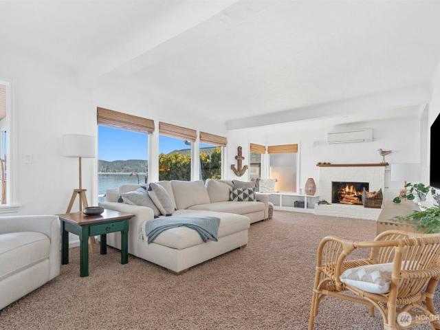 House for sale in Belfair