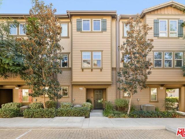 Townhouse for sale in Van Nuys Neighborhood Council District, Canoga Park