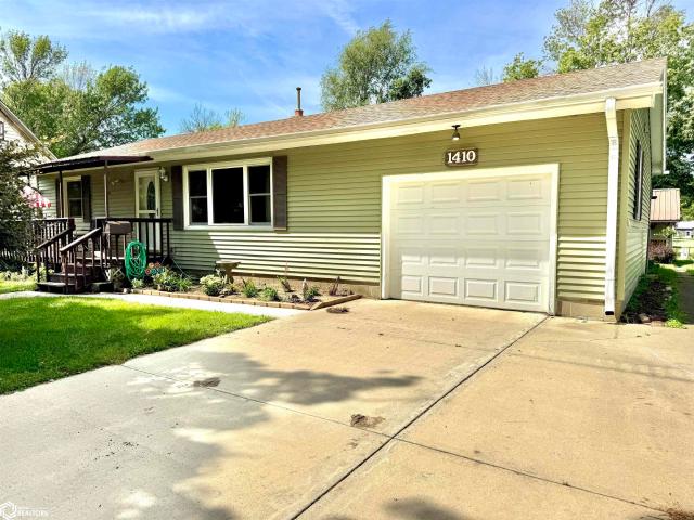 House for sale in Onawa, Iowa