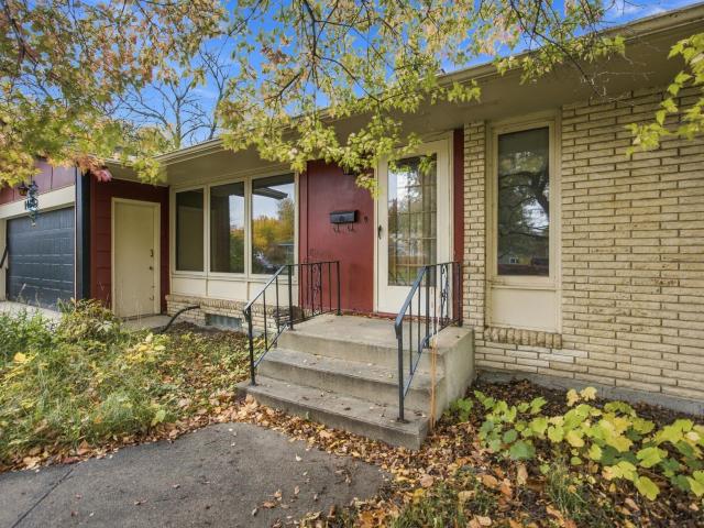 House for sale in Moorhead, Clay County