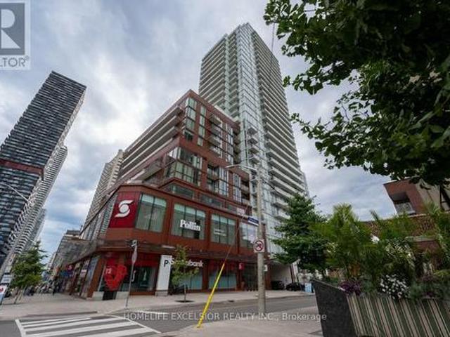 Condo for sale in Eglinton—Lawrence, Toronto