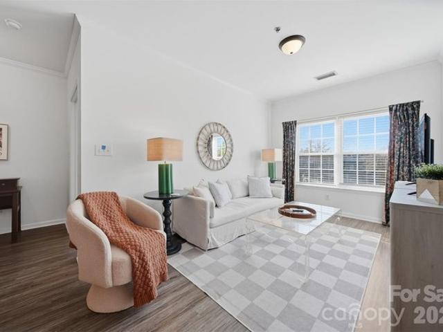 Condo for sale in Catawba, North Carolina