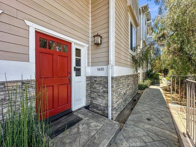 Townhouse for sale in Harbor City, Canoga Park