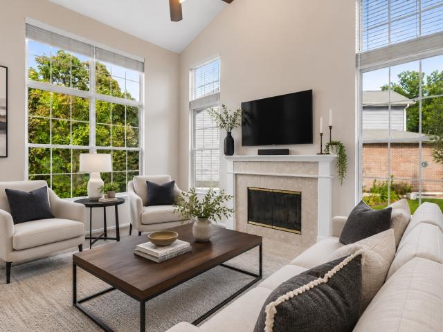 Townhouse for sale in Mchenry, Illinois