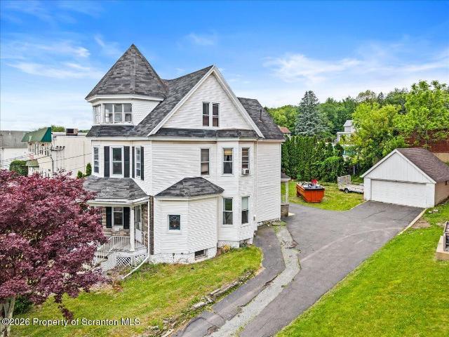 House for sale in Blakely, Pennsylvania