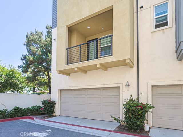 Condo for sale in Santa Ana, California