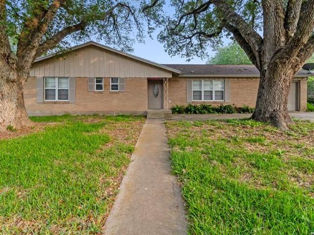 House for sale in Bee, Texas