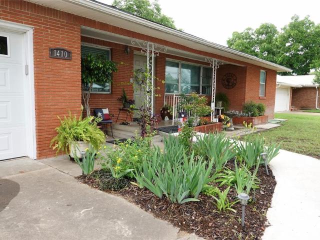 House for sale in Mills, Texas