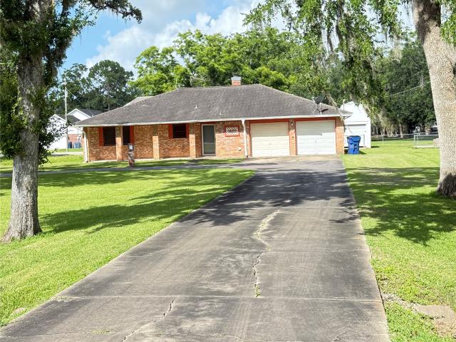 House for sale in West Columbia, Texas