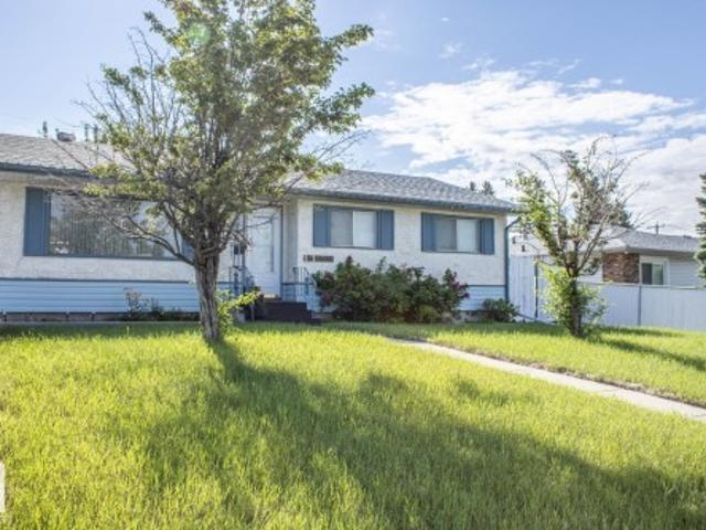 House for sale in Wedgewood, Alberta