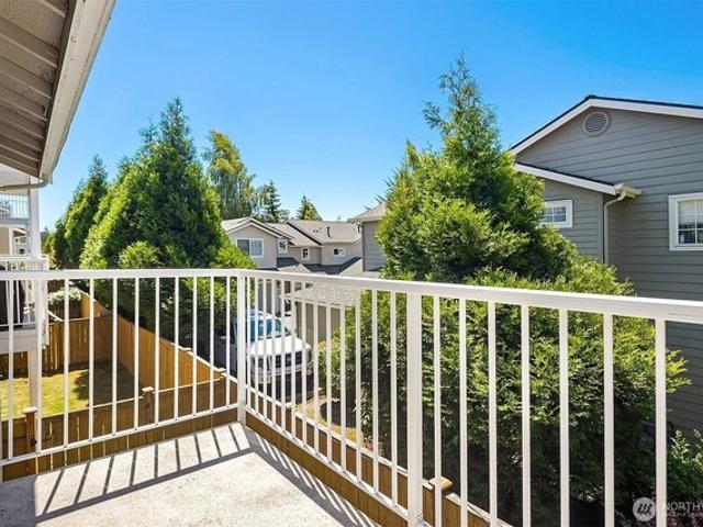 Condo for sale in Everett, Washington