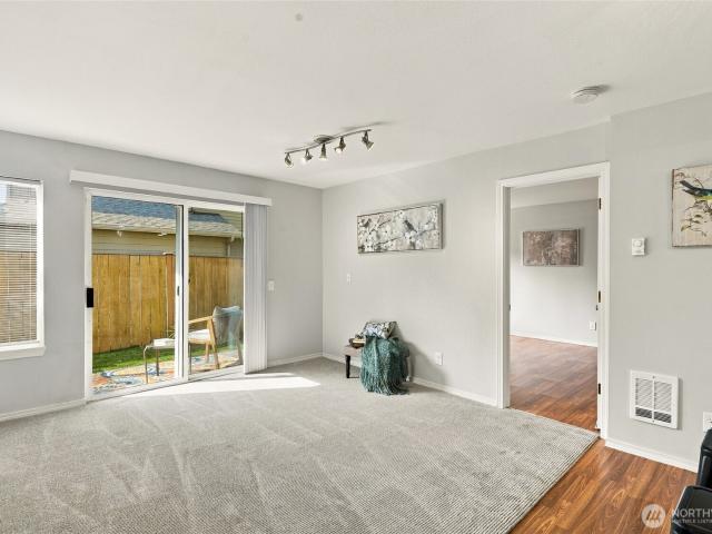 Condo for sale in Everett, Washington