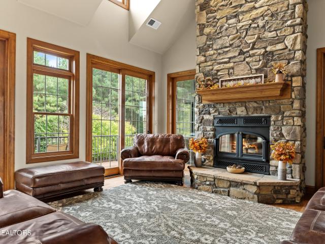 House for sale in Loudon, East Tennessee