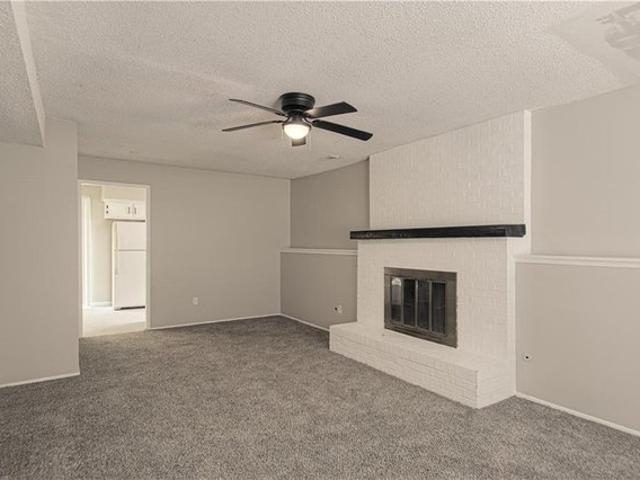 Townhouse for sale in Grandview, Missouri