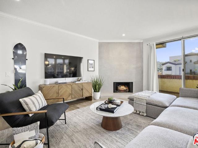 Condo for sale in Sherman Oaks Neighborhood Council District, Canoga Park