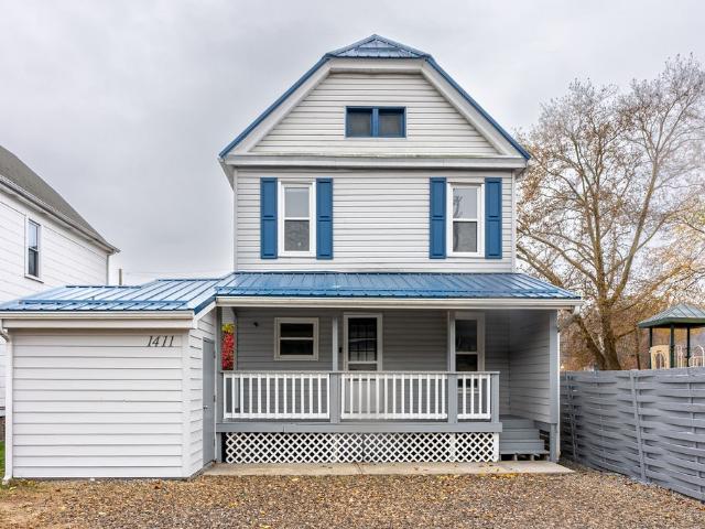 House for sale in Bunting, Cheswick