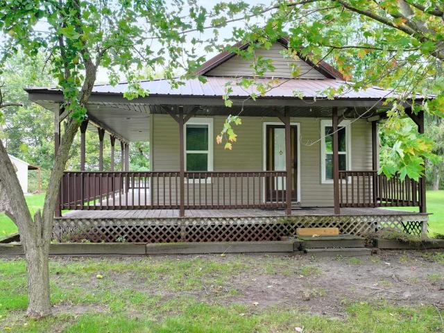 House for sale in Saint Charles Township, Saginaw County