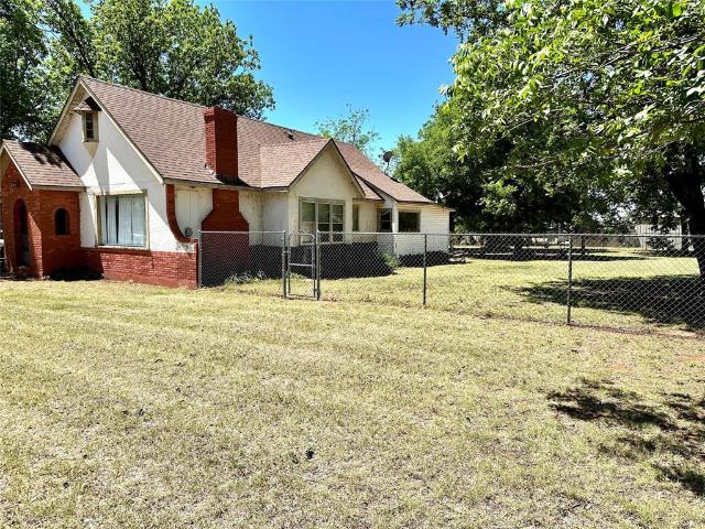 House for sale in Sayre, Oklahoma