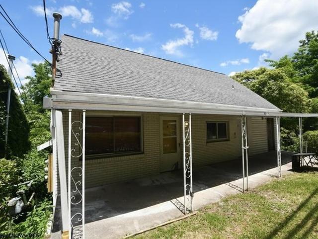 House for sale in Morgantown, West Virginia