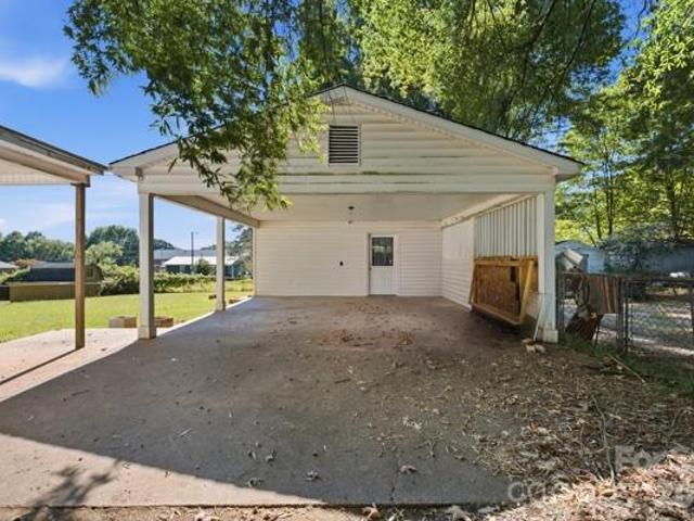 House for sale in Bloomfield, Statesville