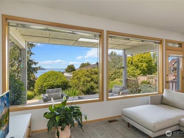 House for sale in Steilacoom, Washington