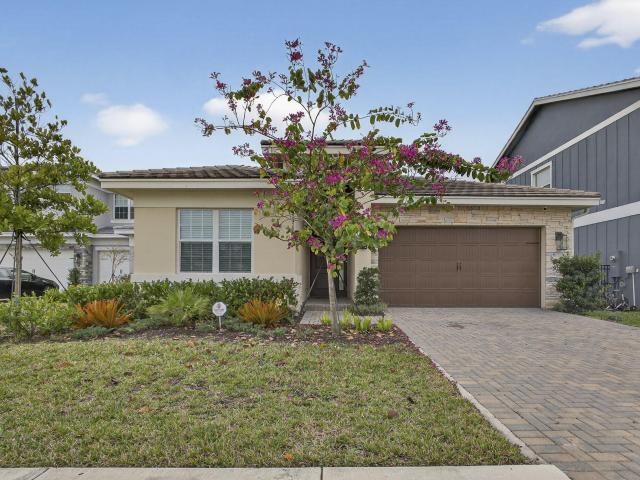 House for sale in Loxahatchee, Florida