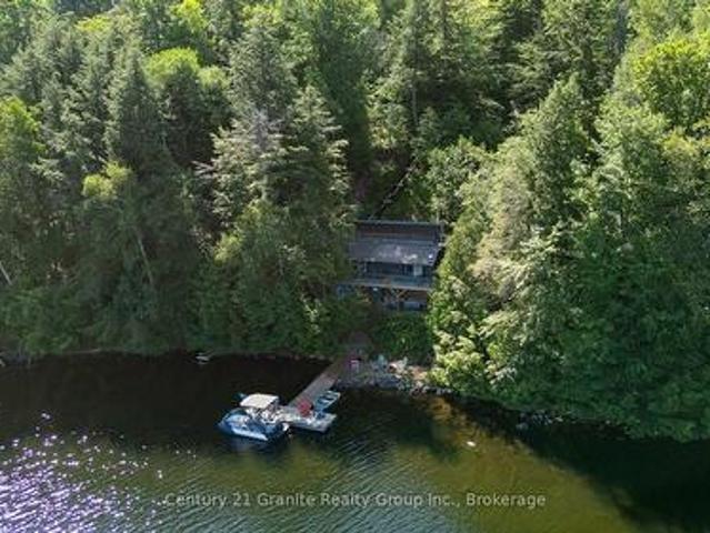House for sale in Algonquin Highlands, Ontario