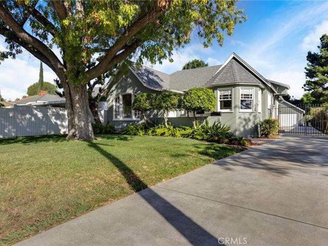 House for sale in Van Nuys Neighborhood Council District, Los Angeles