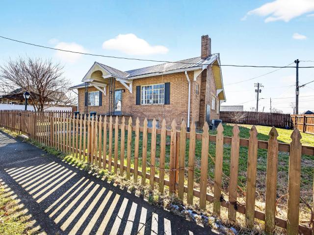 House for sale in Bedford, Indiana