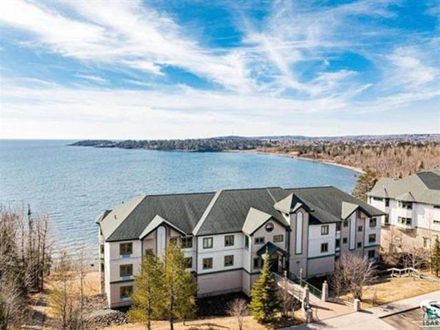 Condo for sale in Two Harbors, Minnesota