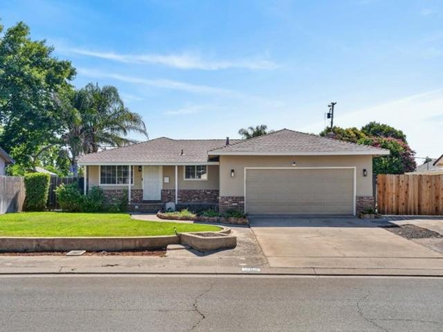 House for sale in Escalon, California