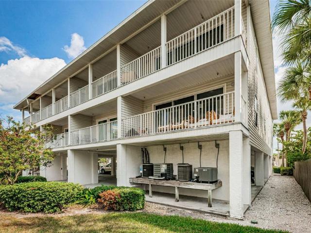Condo for sale in Indian Rocks Beach, Florida