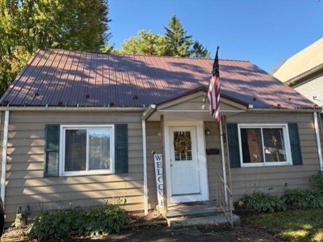 House for sale in Glade, Warren