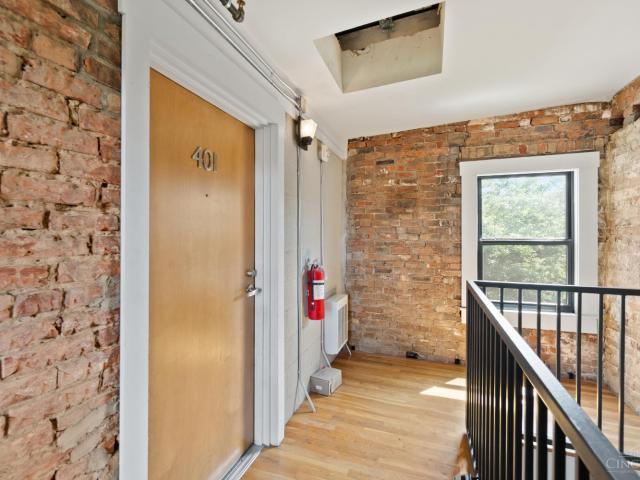 Condo for sale in Roselawn, Ohio