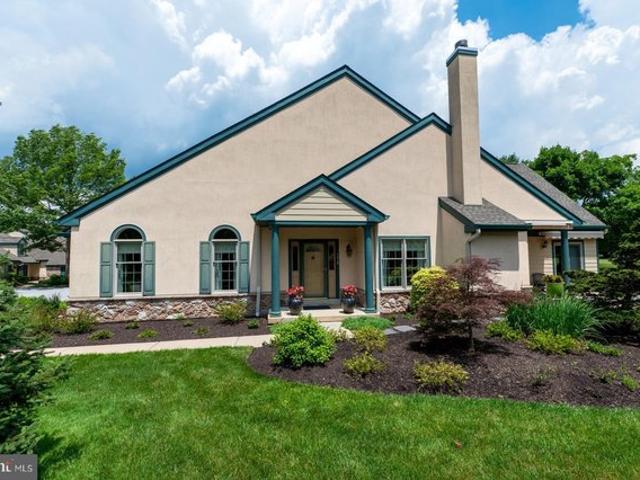 Townhouse for sale in Chester, Pennsylvania