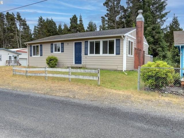 House for sale in Long Beach, Washington