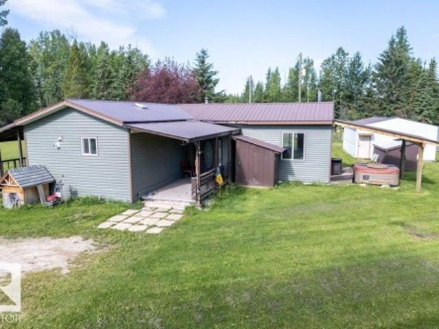 House for sale in Alberta